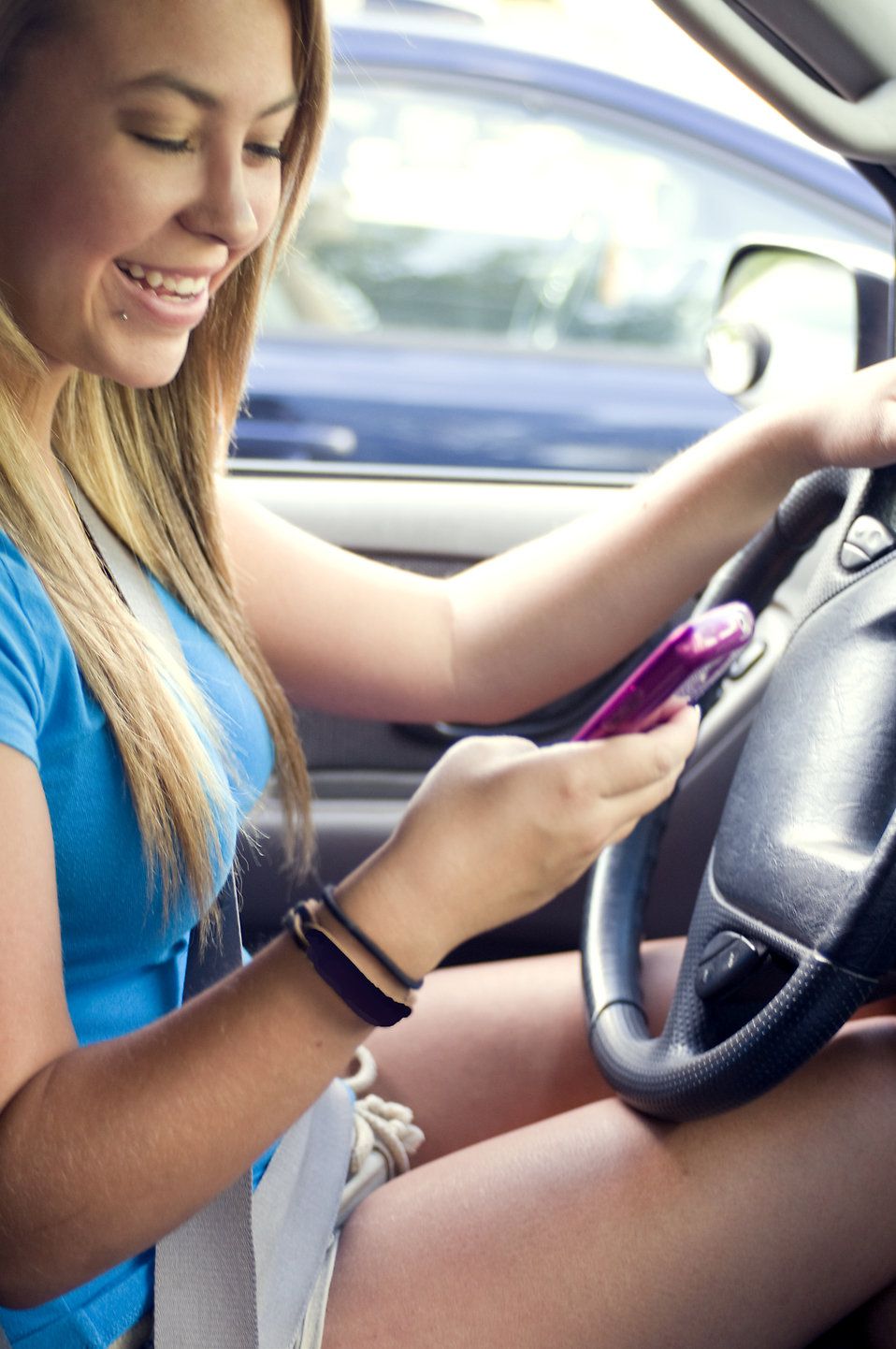 texting and driving more dangerous than drinking and driving