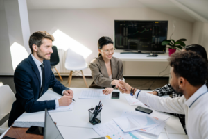 4 Reasons to Hire a Divorce Lawyer for Your Case